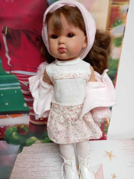 Jolie poupée antonio juan