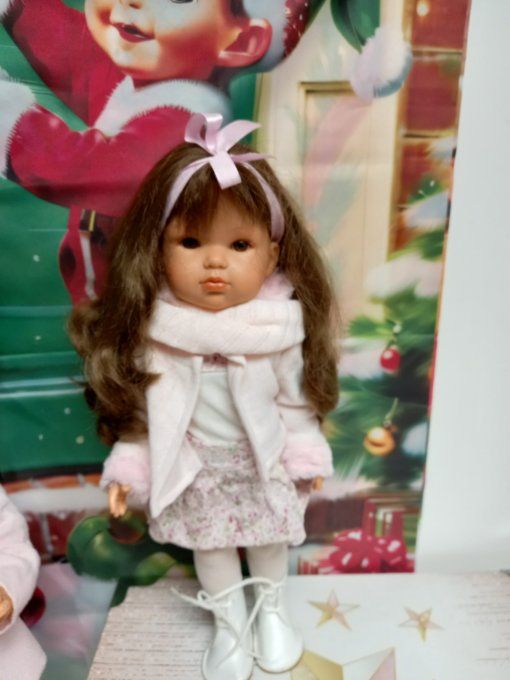 Jolie poupée antonio juan