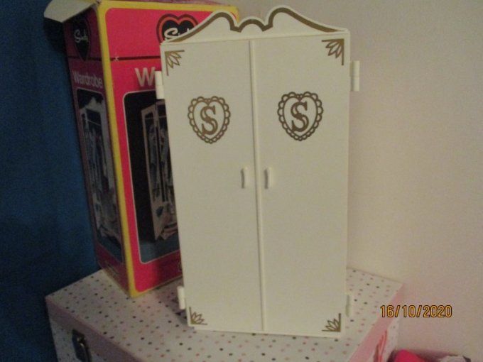 Sindy de pedigree l armoire