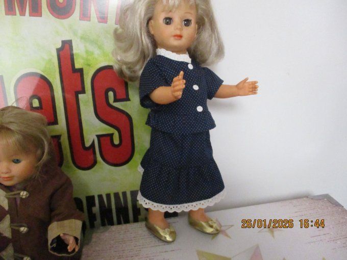 tenue emilie ou marie francoise