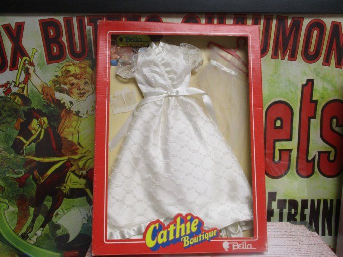 MARIEE 1981 CATHIE DE BELLA